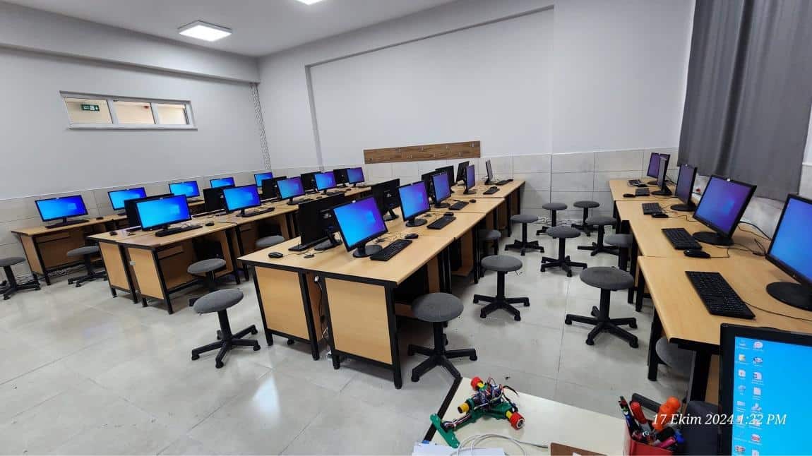 Bilişim Teknolojileri Laboratuvarımız